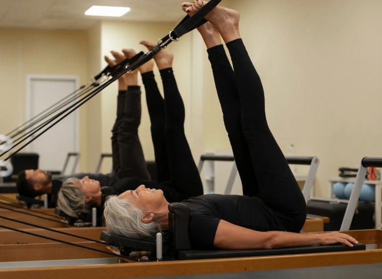 Ambiente para prática de pilates e acompanhamento personalizado na Harmozen